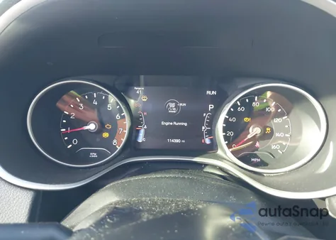 2019 Jeep Compass Sun And Wheel Fwd из США, поврежденный, VIN 3C4NJCBB3KT636677